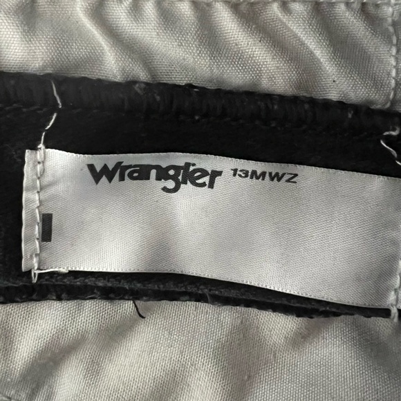 Wrangler Black Frayed Denim Shorts - Picture 5 of 8